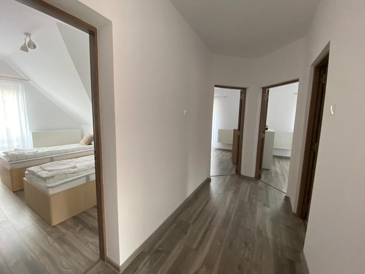 Fenyo Apartman House I 오도르헤이우세쿠이에스크 외부 사진